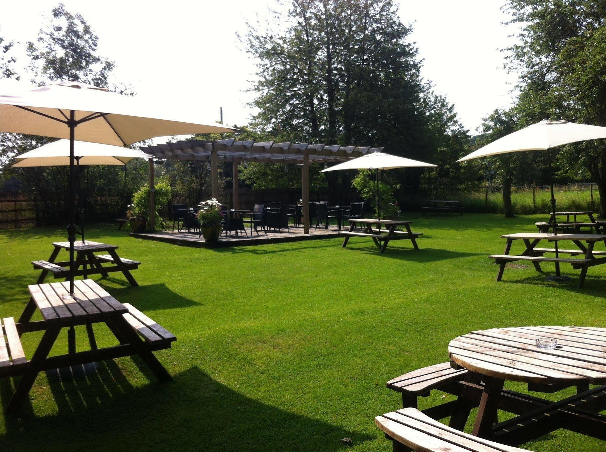 The Nags Head Hotel Great Missenden Eksteriør billede