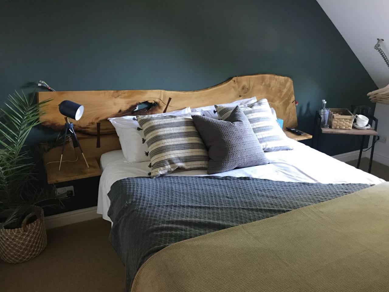 The Nags Head Hotel Great Missenden Eksteriør billede