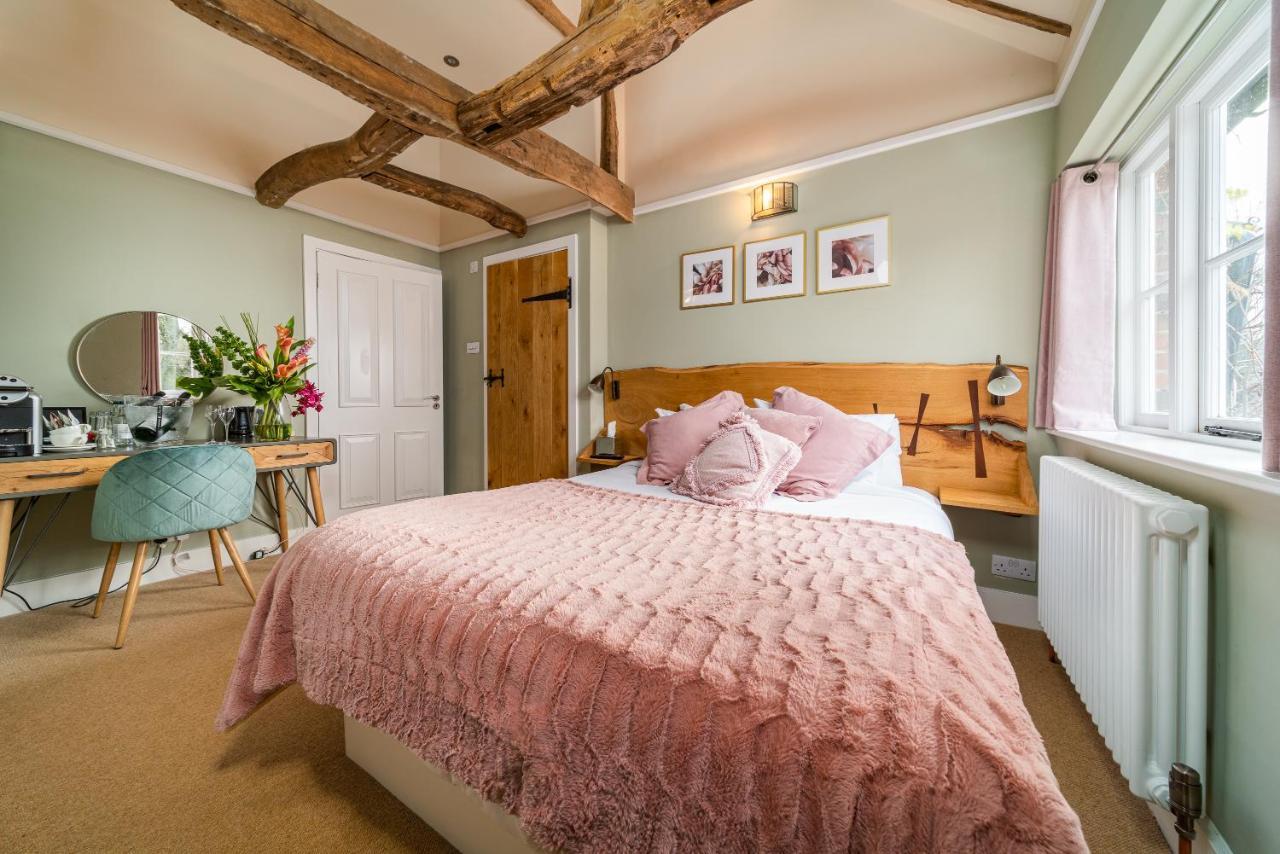 The Nags Head Hotel Great Missenden Eksteriør billede