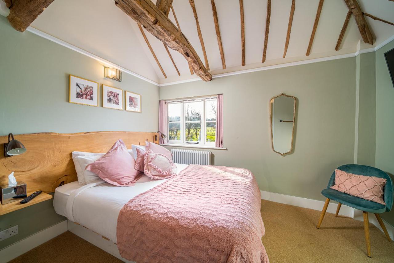 The Nags Head Hotel Great Missenden Eksteriør billede